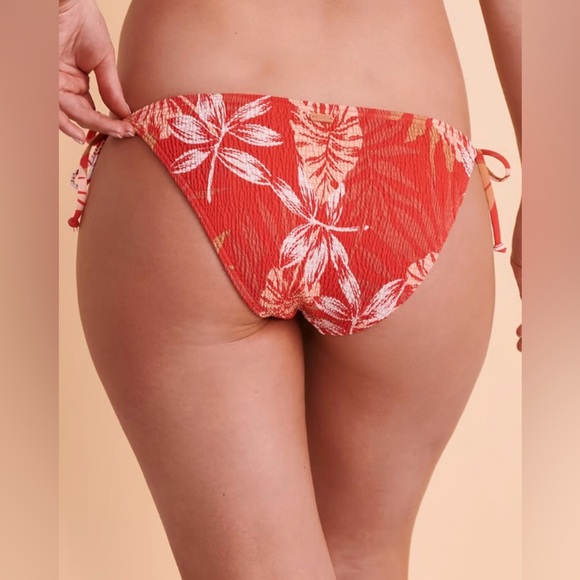 ROXY NWT SEASIDE TROPICS Side Tie
Bikini Bottom SIZE XL red - Picture 11 of 11